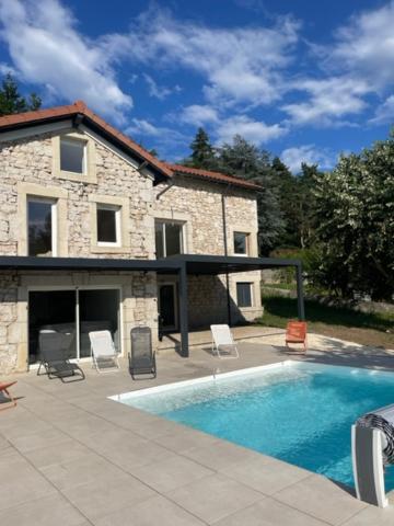 Gite Authentique Au Coeur De Blavozy Avec Piscine Privee, Jacuzzi Et Terrain De Petanque Extérieur photo